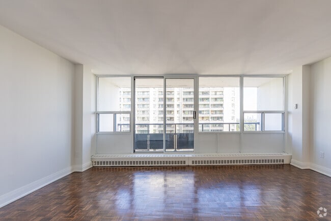BACHELOR - 400SF - Living Room - Rosedale East