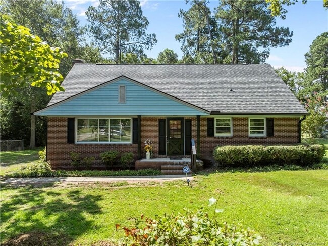 Building Photo - 13520 Oakwood Dr Rental