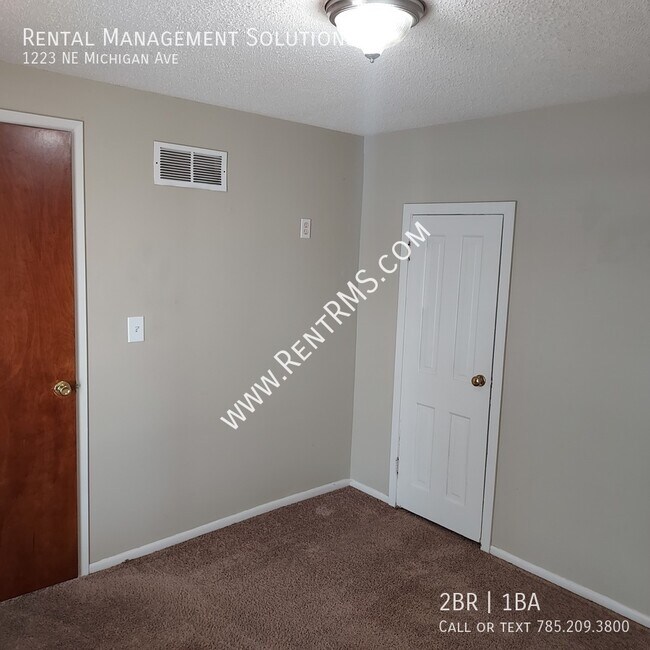 *OAKLAND AREA* 1223 NE Michigan Ave 2 BED... Rental House Rental in