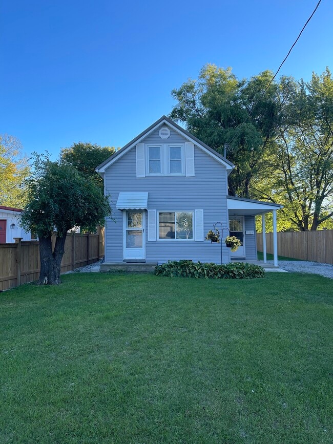 Building Photo - 1463 Exmouth St