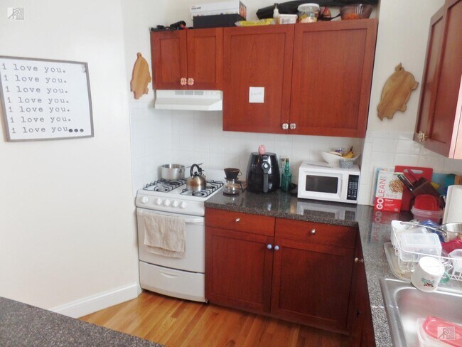 Photo - 4 Park Vale Ave