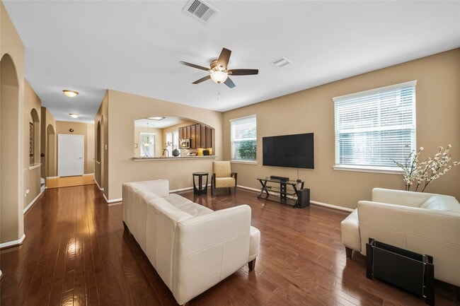 Photo - 2142 Waterford Park St
