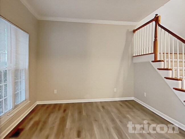 Photo - 6902 Fenwick Dr