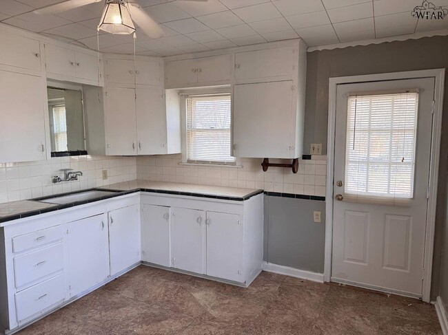 Photo - 3402 Grant St