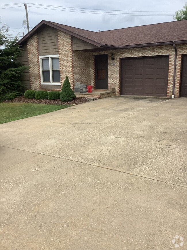 Building Photo - 3702 Perry Dr NW Rental