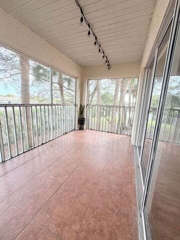 Photo - 13206 Glenmoor Dr