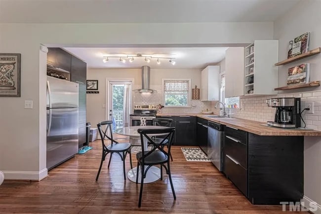 Photo - 2432 Derby Dr