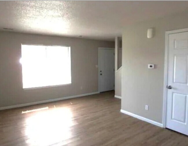 Photo - 3917-3919 Olympic Ct Unit 3919 Olympic Ct