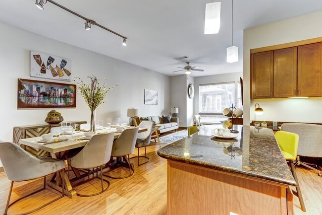 Photo - Loft-Style 1-Bed | Now Leasing in Houston! Unidad GRUK