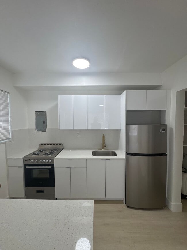 Photo - 5601 N Miami Ave Unit #1