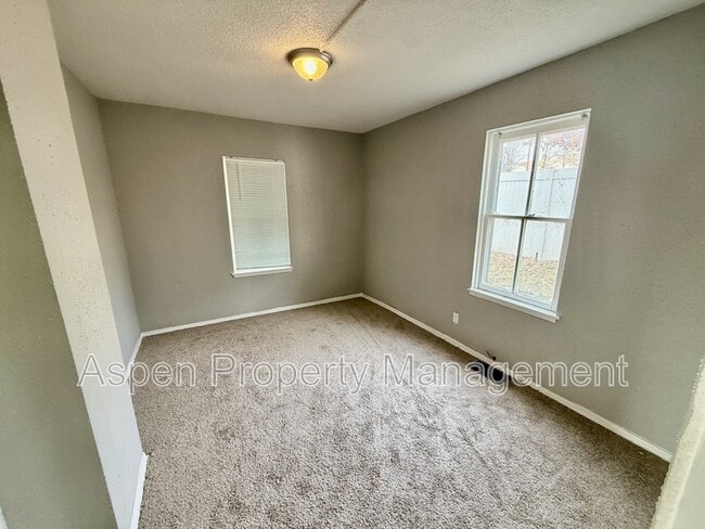 Photo - 508 S 8th St