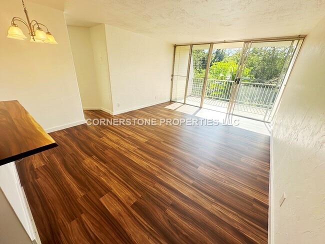 Photo - 95-2035-2035 Waikalani Pl