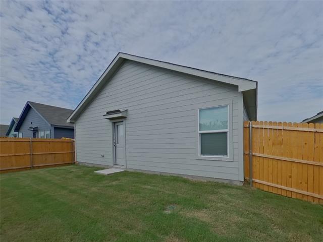 Photo - 807 Ponderosa Ln House