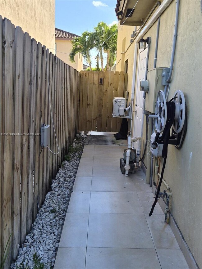 Photo - 13376 SW 268th Terrace Unit 1