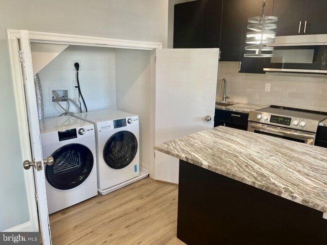 Photo - 1701 Point Breeze Ave