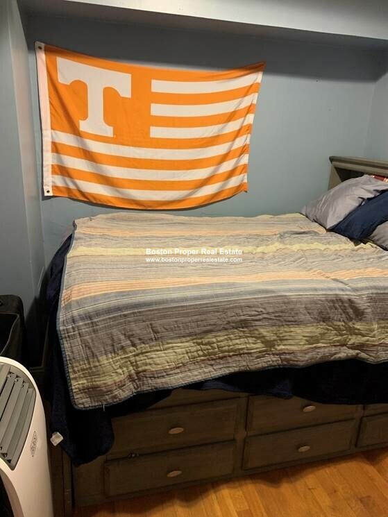 Photo - 583 Beacon St Unit B