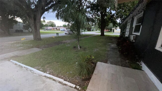 Photo - 6390 Hayes St Unit 2