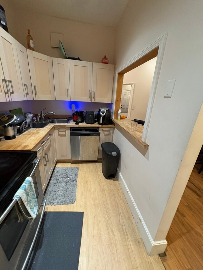 Photo - 866 Huntington Ave Unit 1