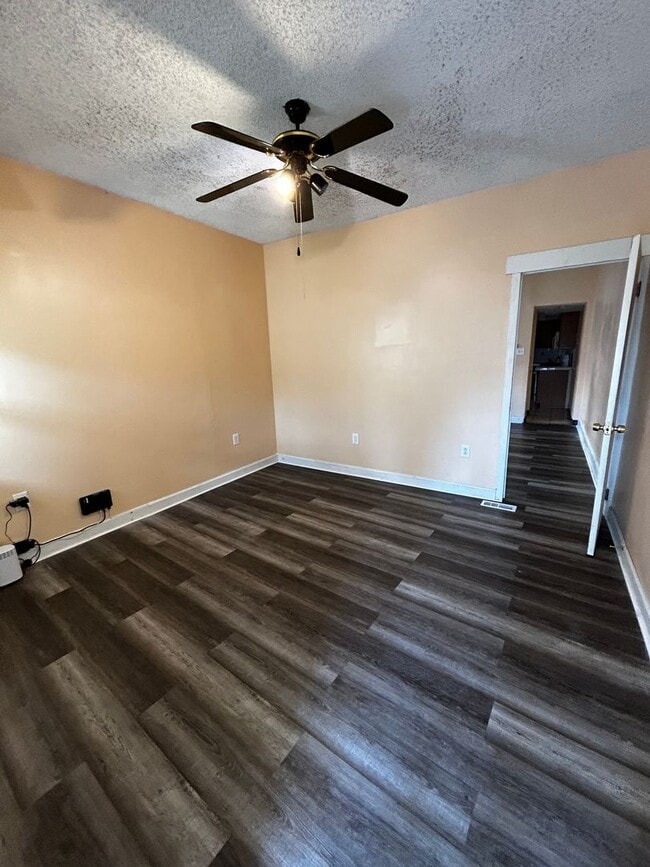 Photo - 133 Liberty St Unidad Apt #1