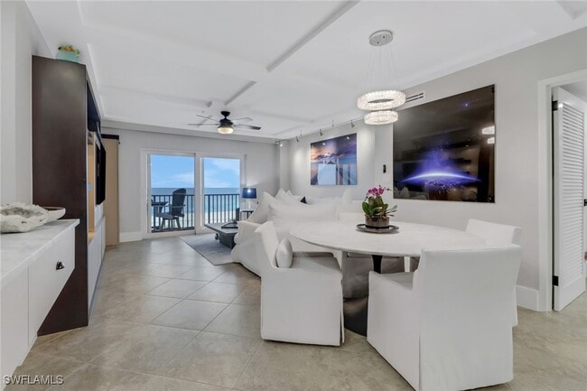 Photo - 1977 Gulf Shore Blvd N Unidad 205