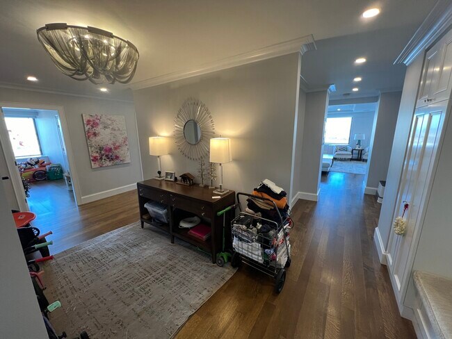 Photo - 85 E India Row Unidad 37ABC Rental