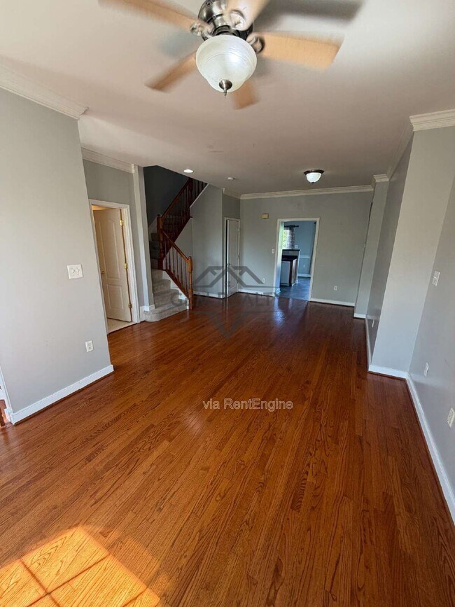 Photo - 3318 Broker Ln