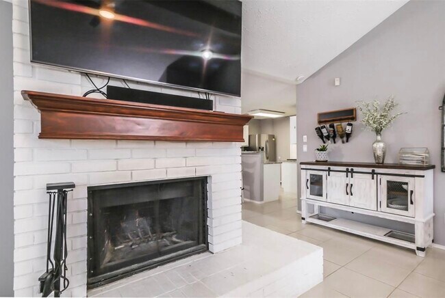 Photo - 2230 Canebreak Crossing