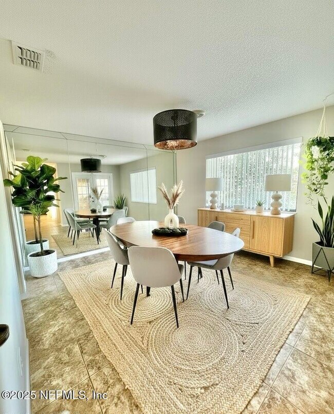 Photo - 3801 Crown Point Rd Unidad 3082