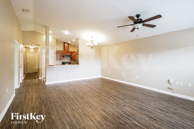 Photo - 1104 Old Mossy Ct