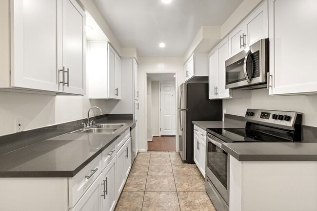 Photo - White Oak Terrace Apartments