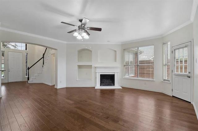 Building Photo - 1525 Dimmit Dr