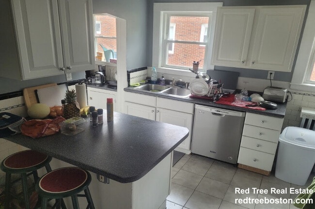 Photo - 86 Colborne Rd Unit 1