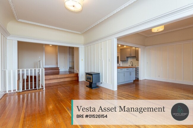 Building Photo - 301-303 Corbett Avenue Unit 301