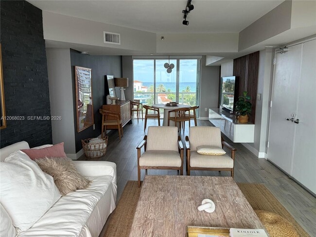 Photo - 5900 Collins Ave Unit 702