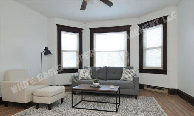 Building Photo - 1508 E Gibson St Unit Apt 2