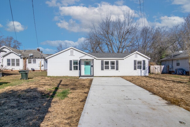 Building Photo - 515 flint st