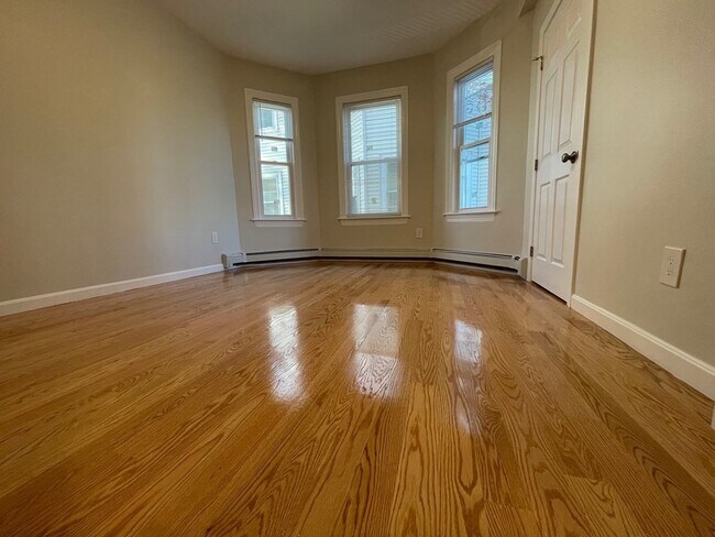 Photo - 74 Berkshire St Unit 3