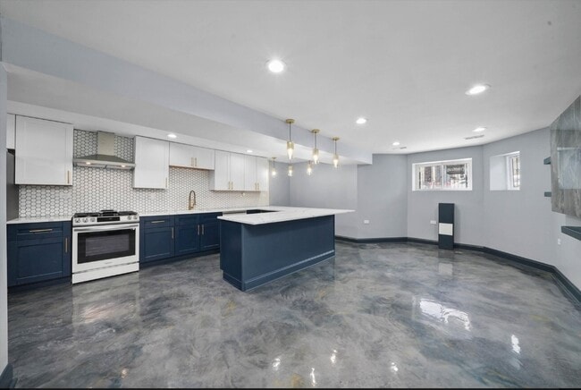 Photo - 1526 S St Louis Ave