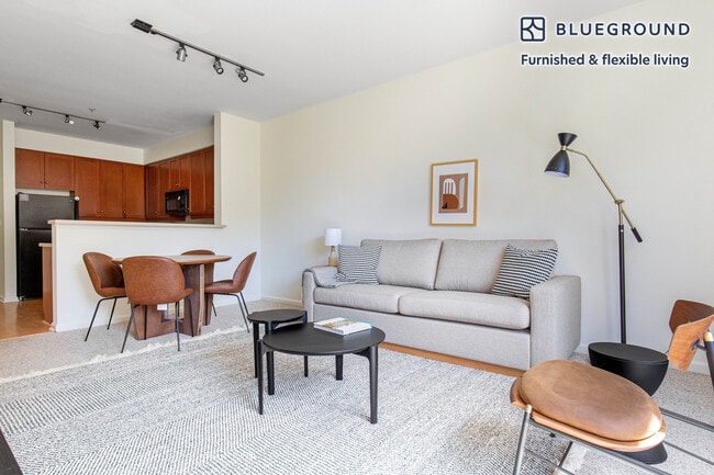 Photo - 754 The Alameda Unidad FL2-ID534