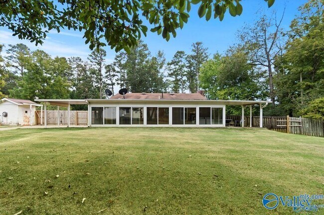 Photo - 8565 Curtis Rd