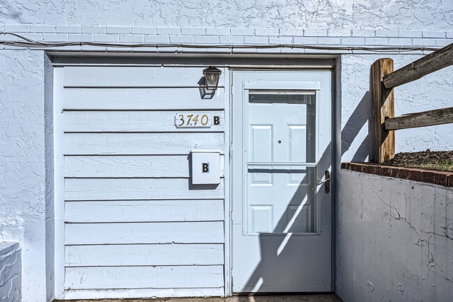 Building Photo - 3740 S Delaware St Unit A