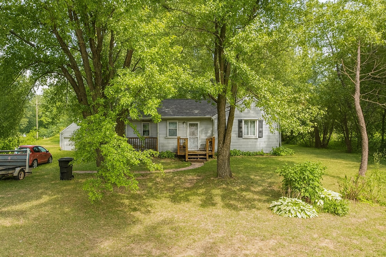 Photo - 225 E 8th Ave