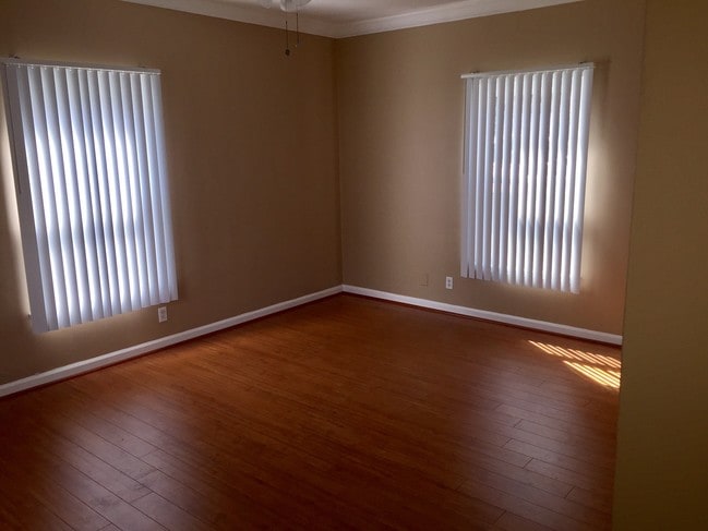 Photo - Baldwin Manor and Windsor Manor Apartments