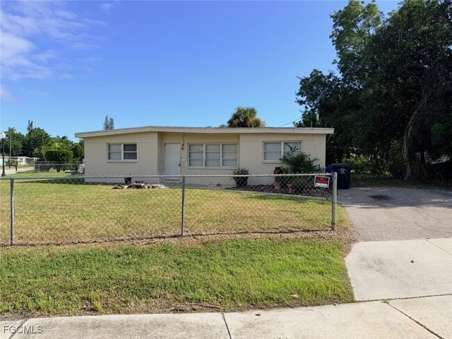 Photo - 1341 Gardenia Ave