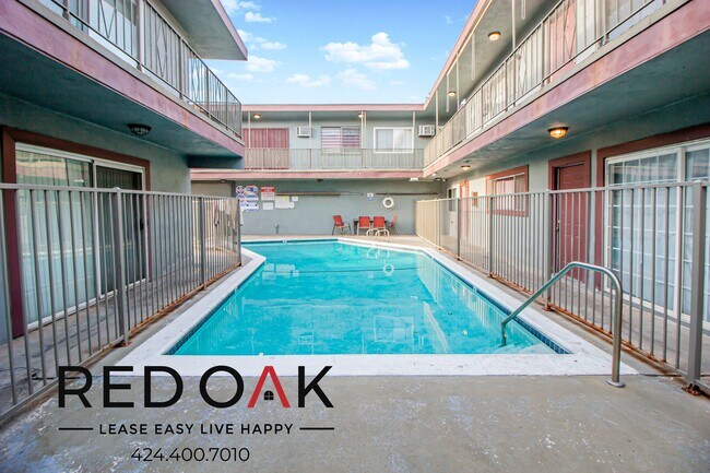 Photo - 8123 Langdon Ave Unidad 6