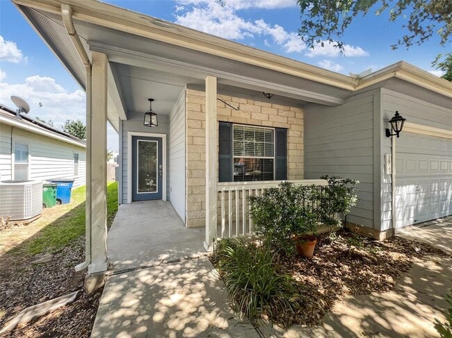 Photo - 3917 Bronco Bend Loop