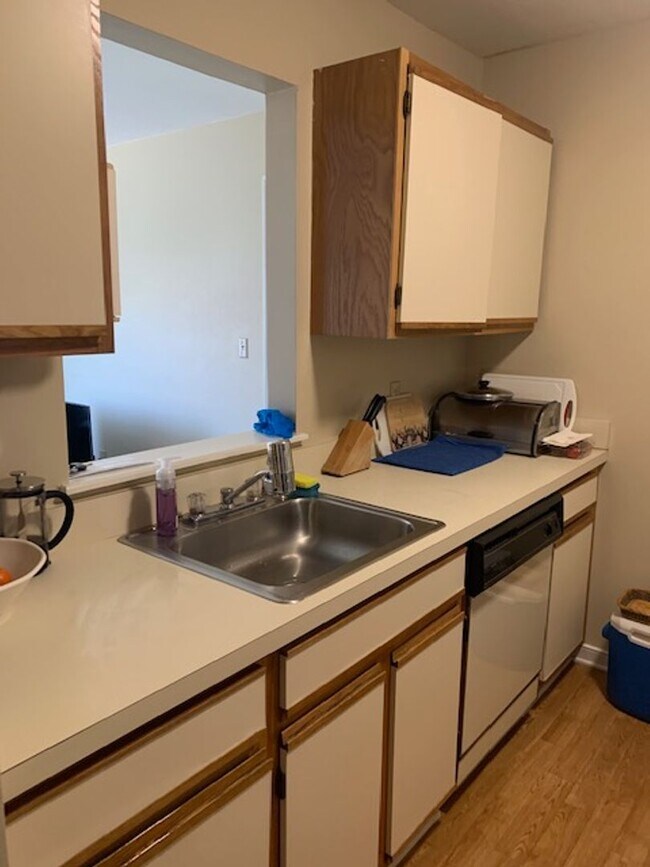 Photo - 303 White St Unidad Apartment 302