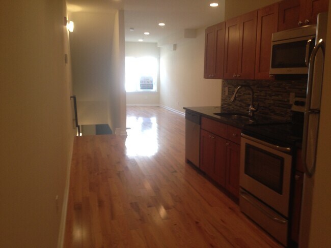 Photo - 415 N 41st St Unit 1
