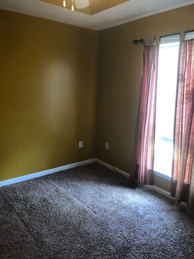 Photo - 117 Gardenview Dr