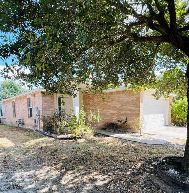 Photo - 1901 Golden Sunrise Ln